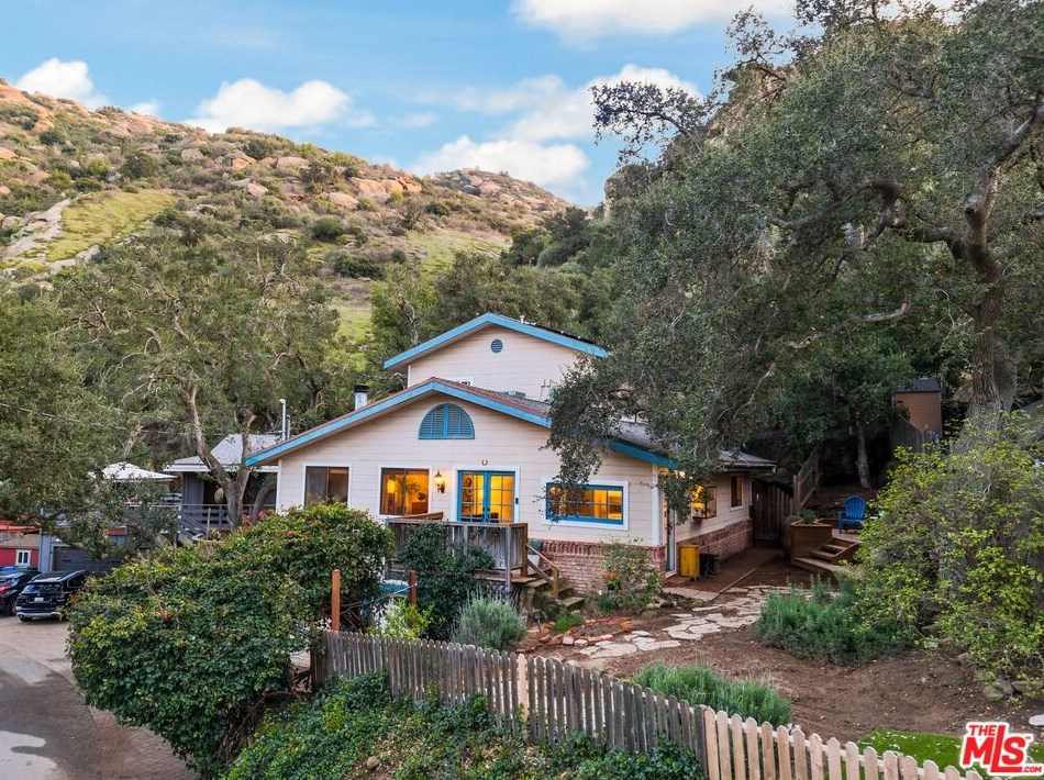 1083 Katherine Rd, Simi Valley, CA 93063-4738