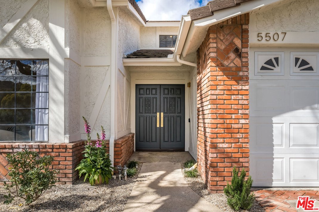 5507 Evita Ct, Calabasas, CA 91301