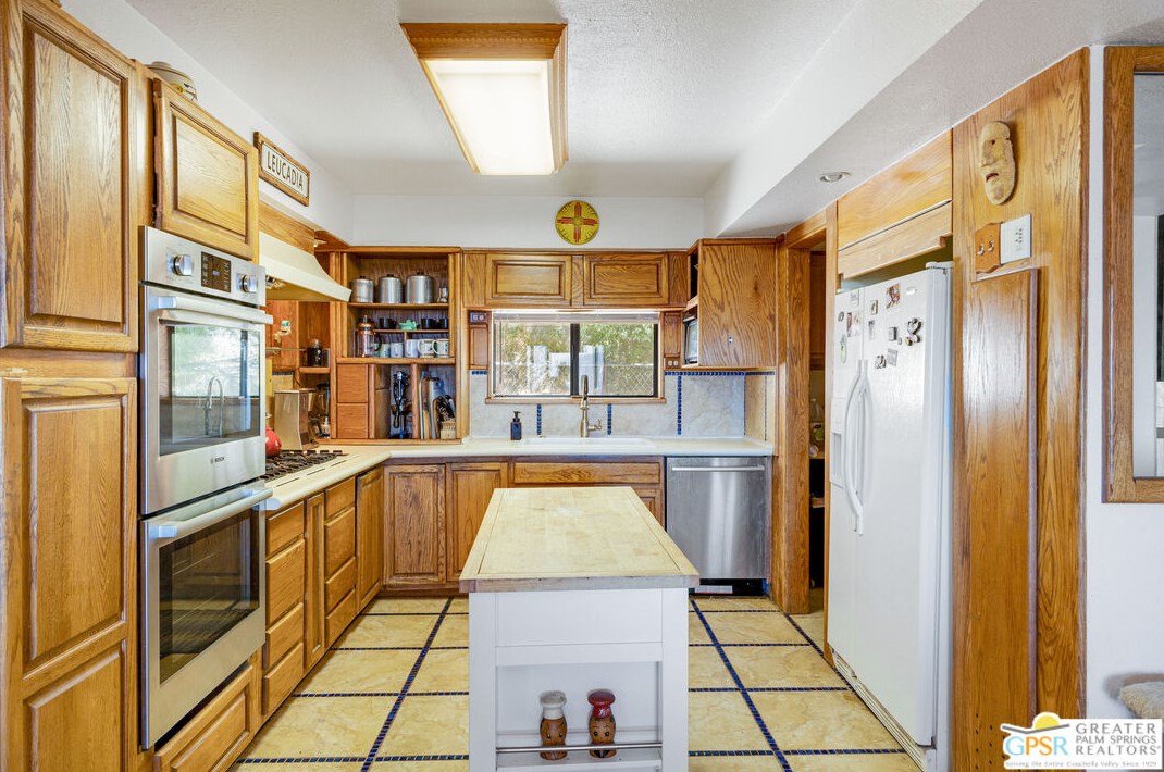 68020 Monterico Rd, Desert Hot Springs CA  92240-4840 exterior