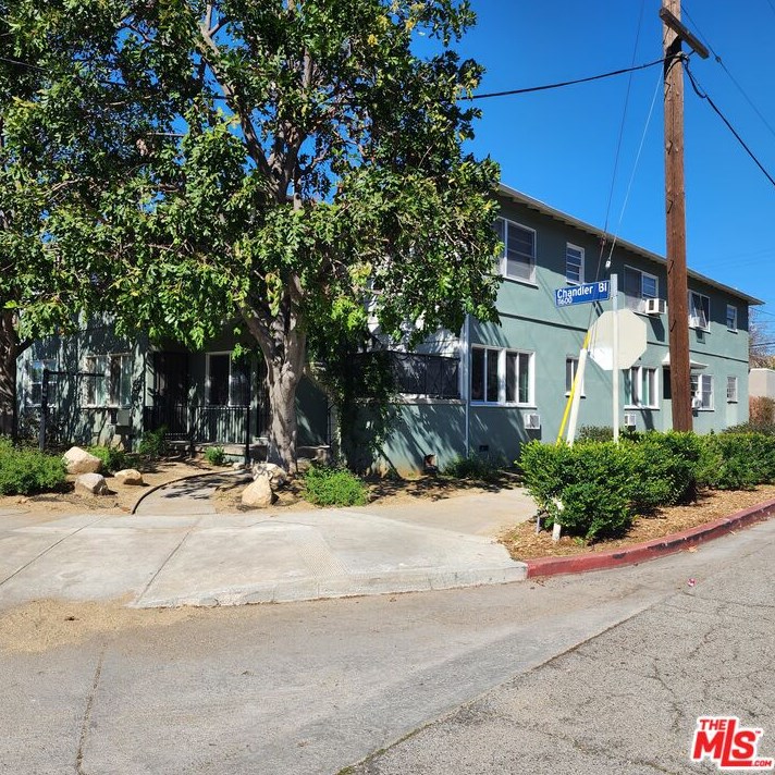 11667 Chandler Blvd, North Hollywood, CA 91601-3026