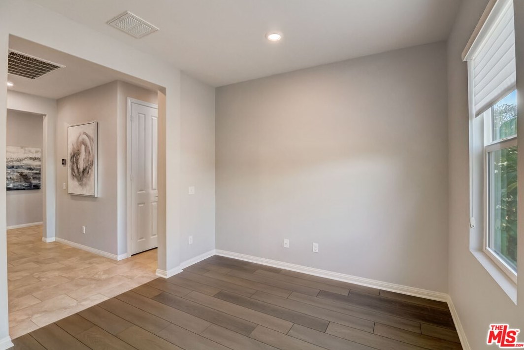 617 Lehner Ave, Escondido CA  92026-1511 exterior