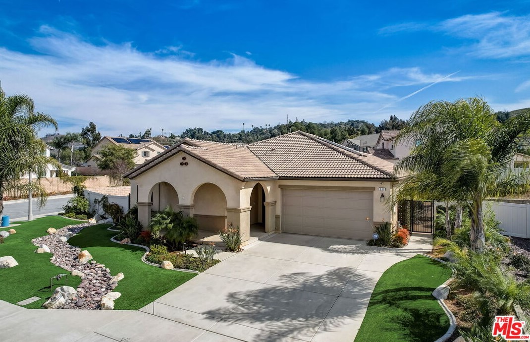 617 Lehner Ave, Escondido CA  92026-1511 exterior