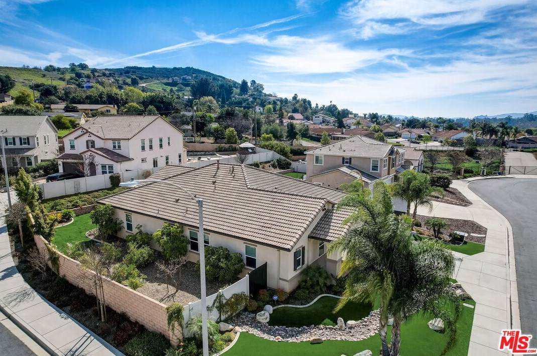 617 Lehner Ave, Escondido CA  92026-1511 exterior