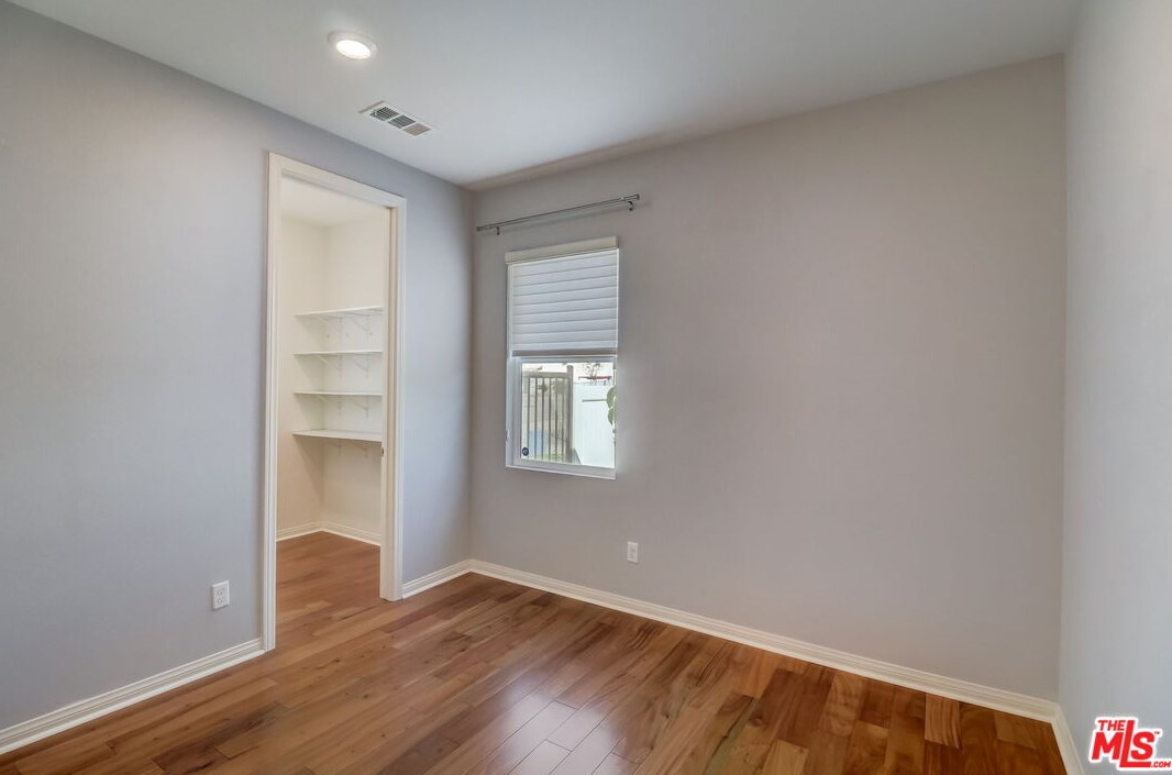 617 Lehner Ave, Escondido CA  92026-1511 exterior