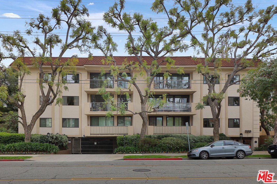 330 W California Blvd #316, Pasadena, CA 91105