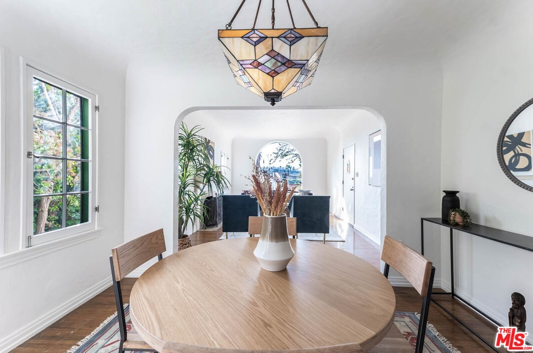 2380 Teviot St, Los Angeles CA  90039-3683 exterior