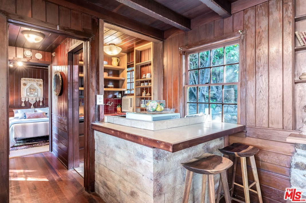 2380 Teviot St, Los Angeles CA  90039-3683 exterior