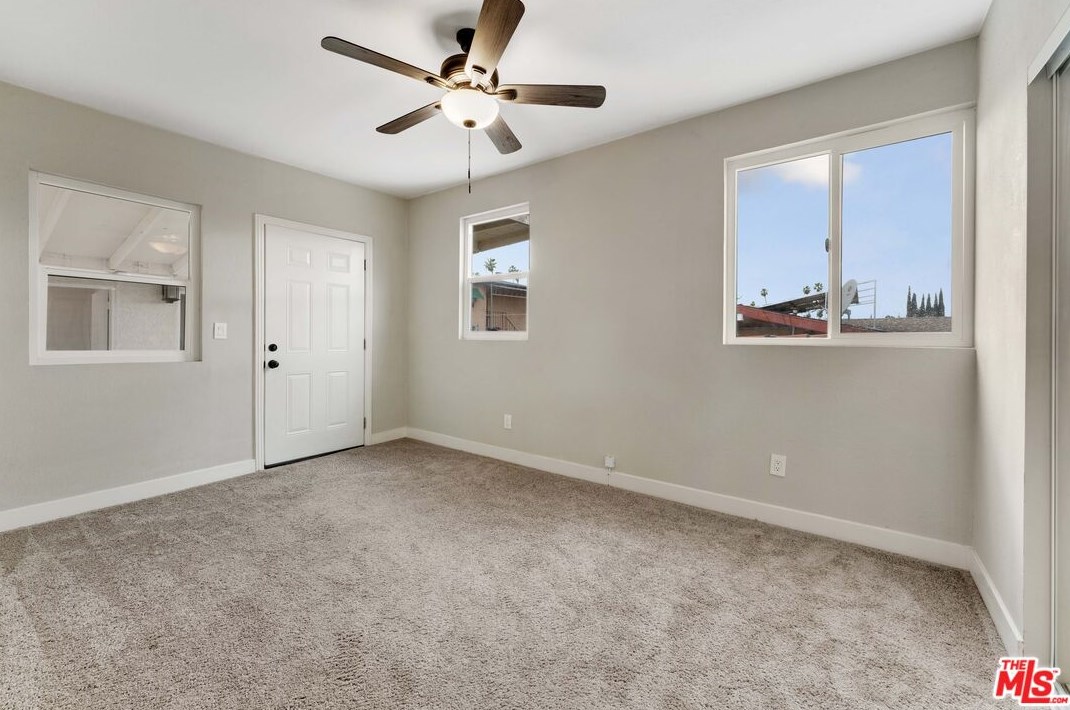 5162 Oakland St, Los Angeles CA  90032-2334 exterior