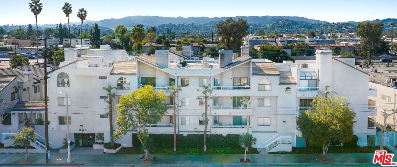17800 Burbank Blvd #308, Van Nuys, CA 91316