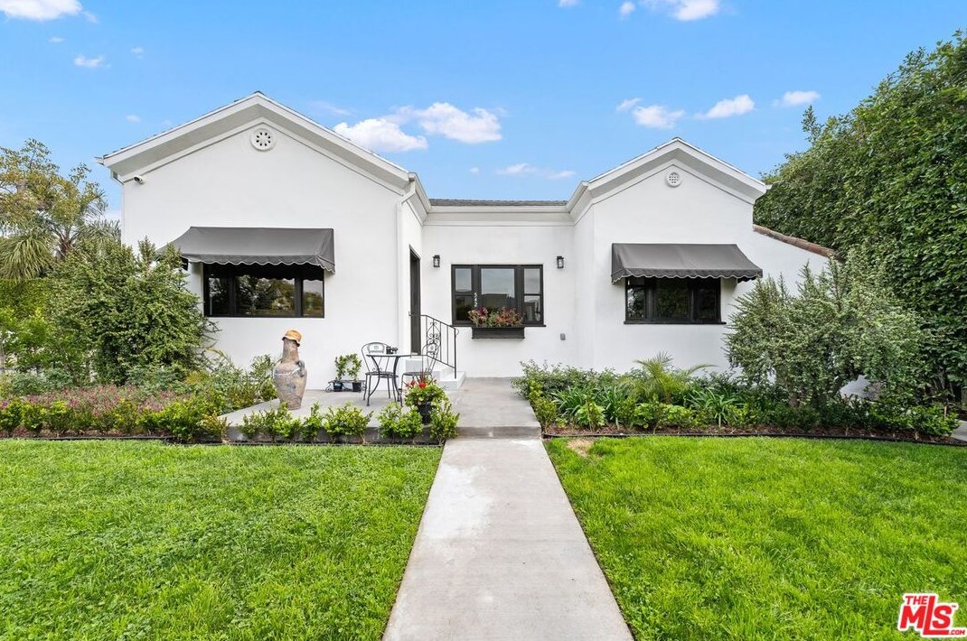 542 Kilkea Dr, Los Angeles, CA 90048-2212