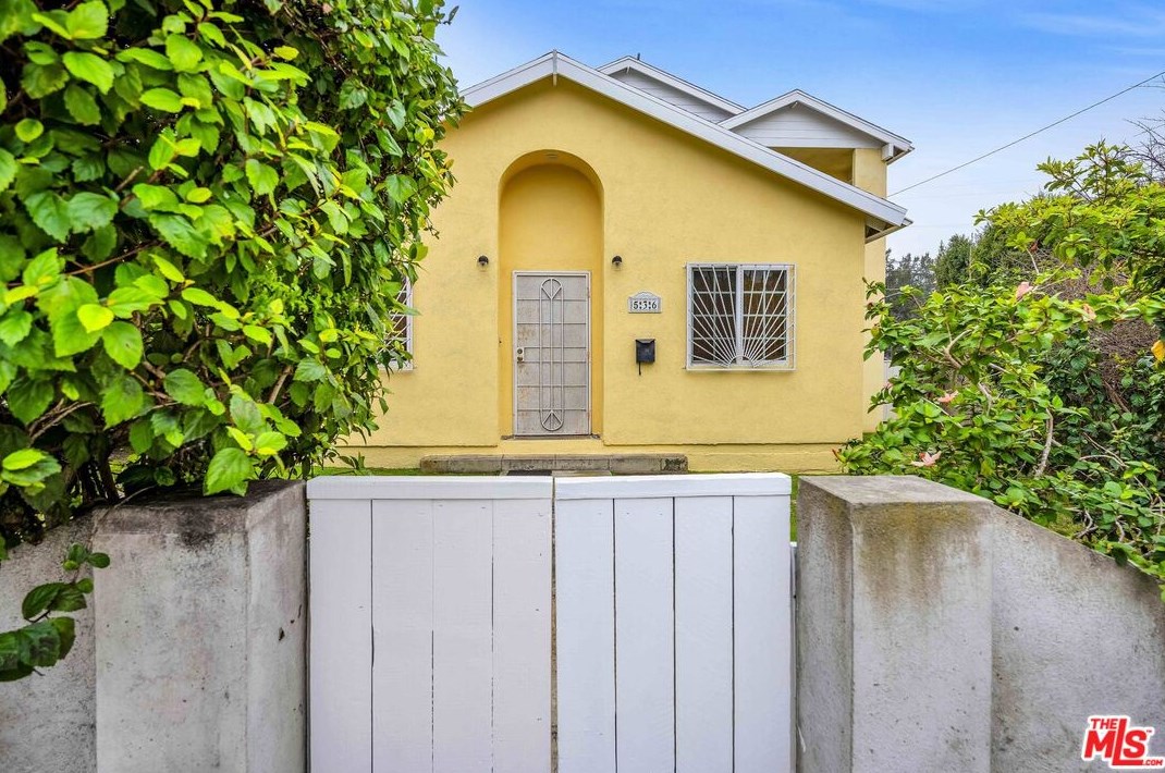 536 E Fairview Blvd, Inglewood, CA 90302
