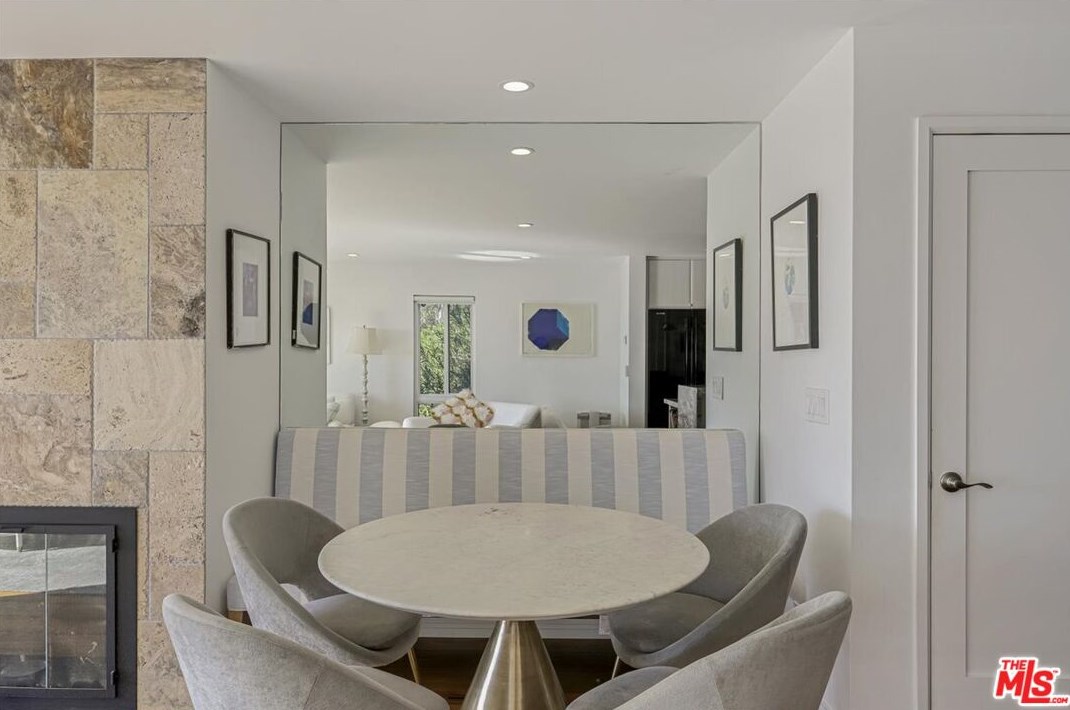 29660 Zuma Bay Way, Malibu CA  90265-4149 exterior