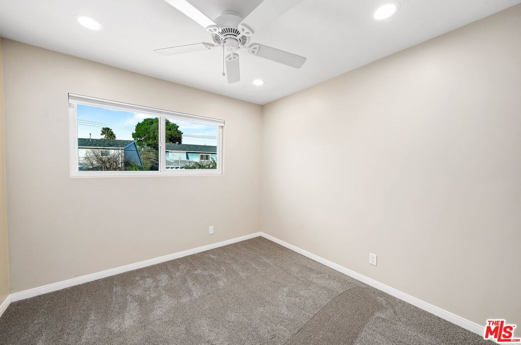 2017 Morley St, Simi Valley CA  93065-3533 exterior