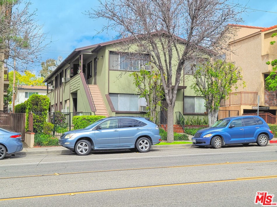 325 E Verdugo Ave, Burbank, CA 91502