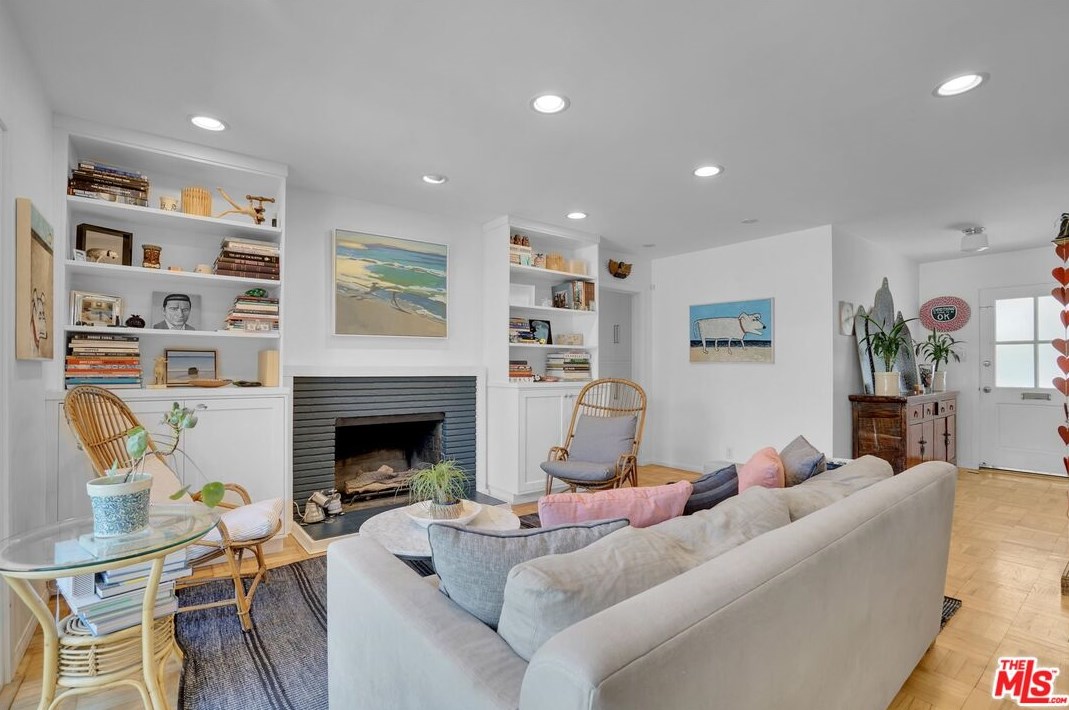 2844 Overland Ave, Los Angeles CA  90064-4218 exterior