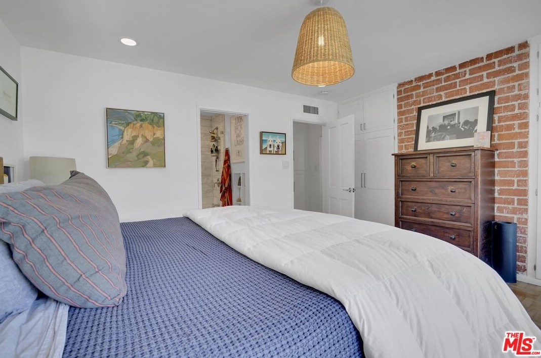 2844 Overland Ave, Los Angeles CA  90064-4218 exterior