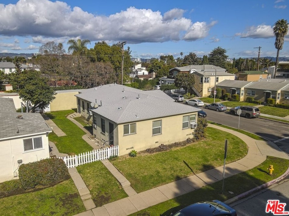 2593 Amherst Ave, Los Angeles, CA 90064-2711