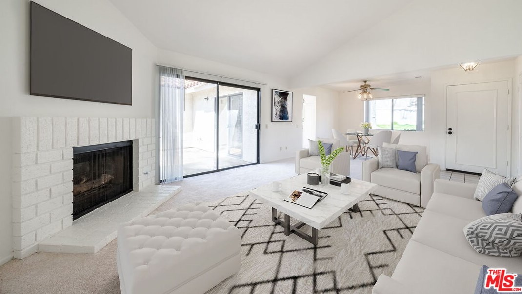 2218 Birchdale Dr, Thousand Oaks CA  91362-1598 exterior