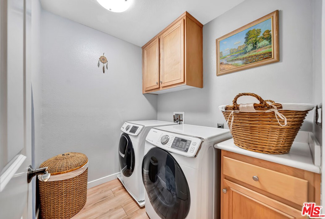 27122 Brown Oaks Way, Santa Clarita CA  91387-3894 exterior