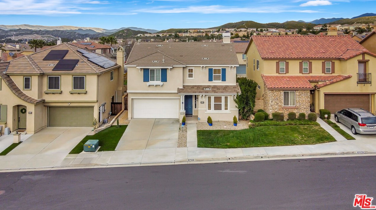 27122 Brown Oaks Way, Santa Clarita CA  91387-3894 exterior