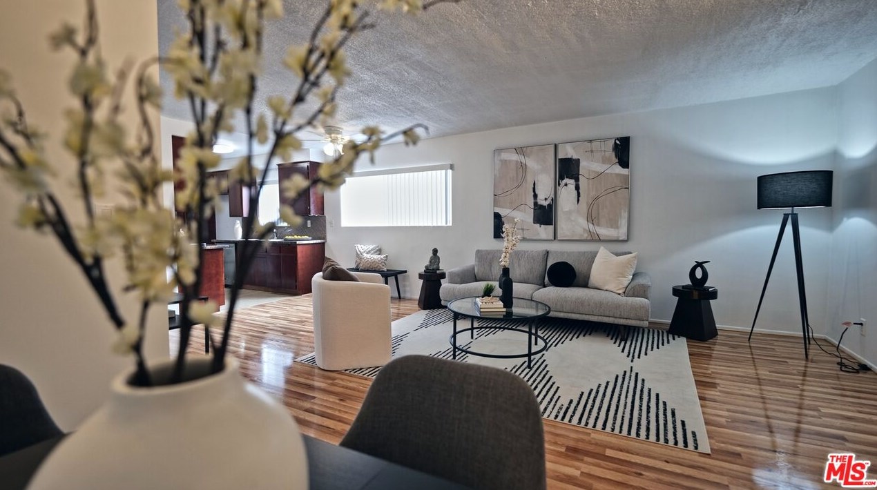 612 N Louise St #307, Glendale, CA 91206