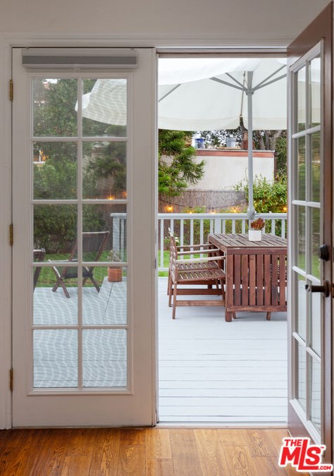 708 Cedar St, Glendale CA  91205-1807 exterior