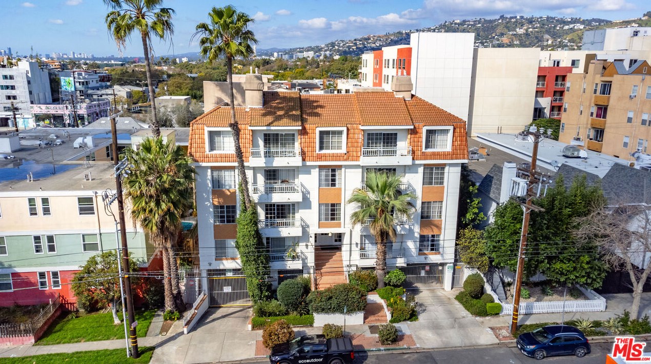 1215 Sycamore Ave, Los Angeles, CA 90019-1534