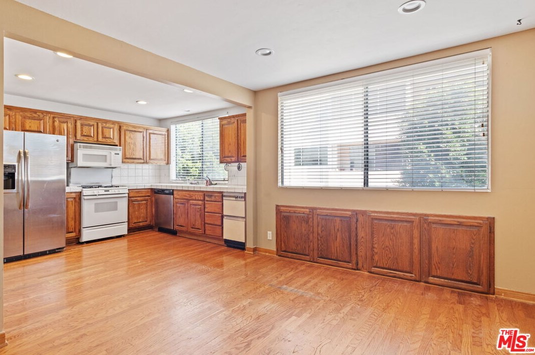 5420 Lindley Ave #30, Van Nuys, CA 91316