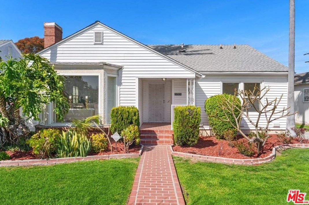5715 Bowesfield St, Los Angeles, CA 90016-5020