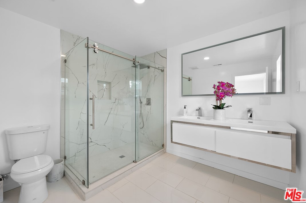 316 Shields Dr, Anaheim CA exterior