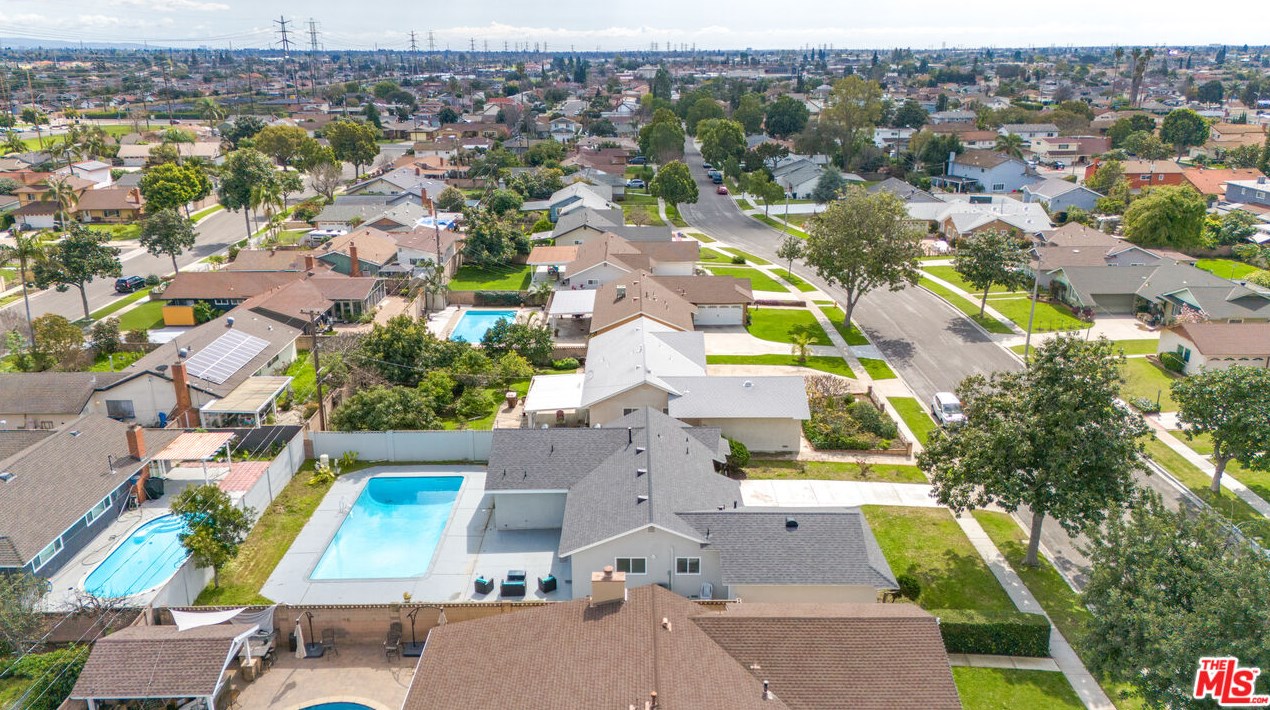 316 Shields Dr, Anaheim CA exterior