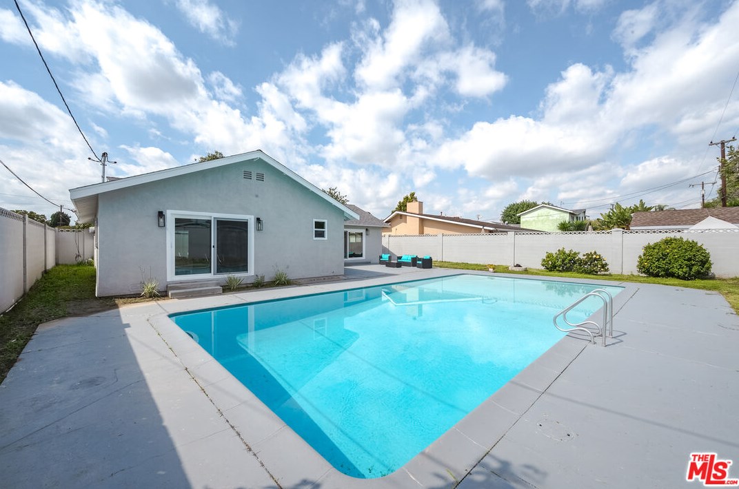 316 Shields Dr, Anaheim CA exterior