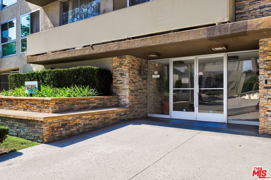 525 N Sycamore Ave #311, Los Angeles, CA 90036