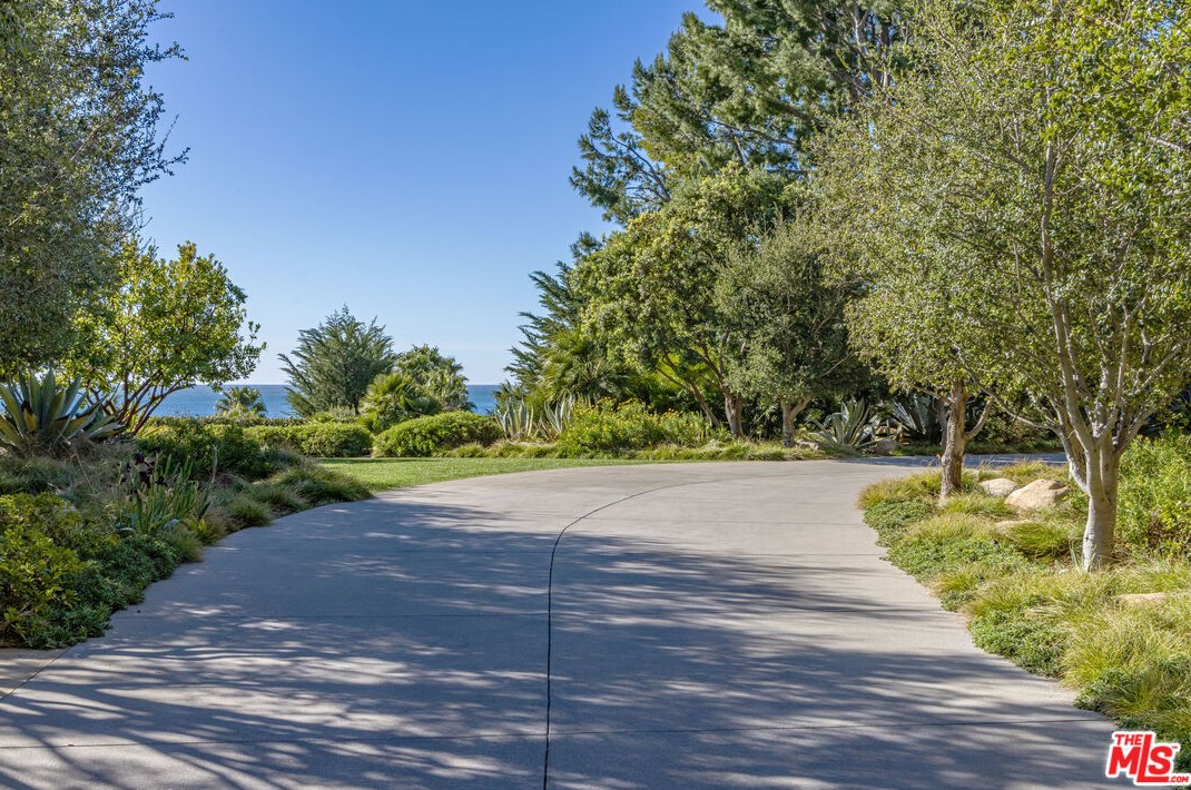 11865 Ellice St, Malibu CA  exterior