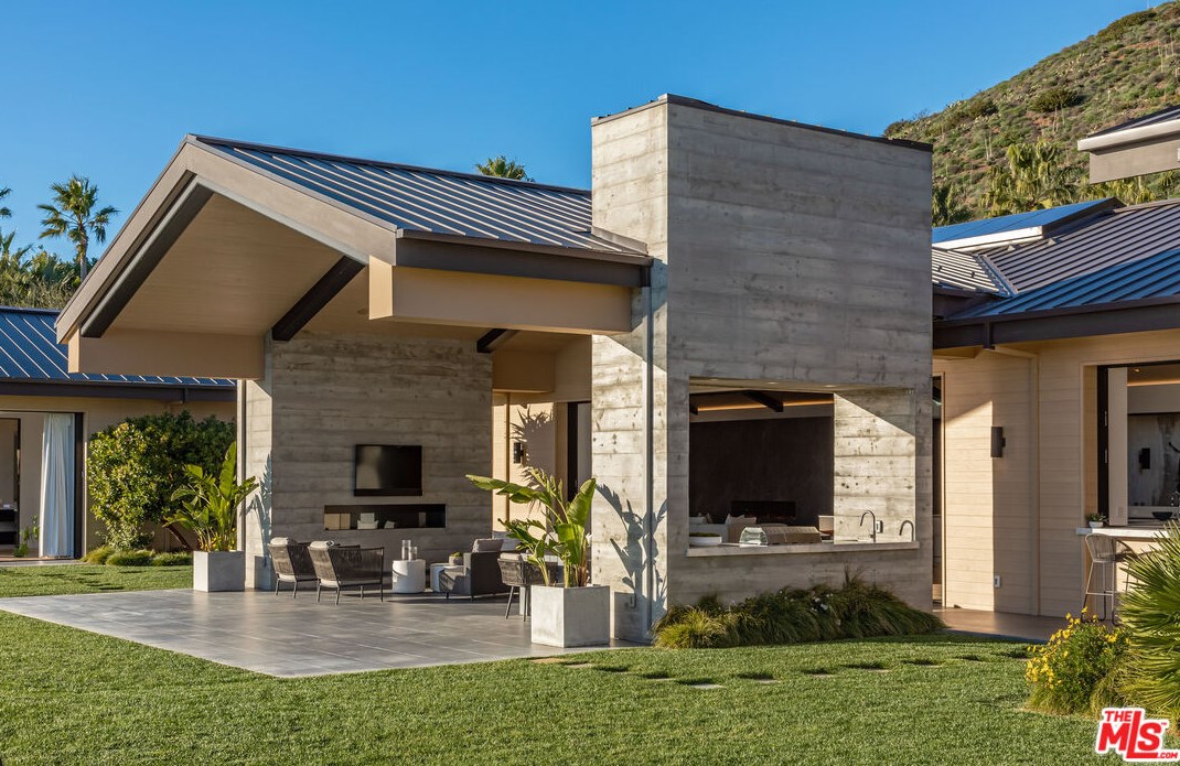 11865 Ellice St, Malibu CA  exterior