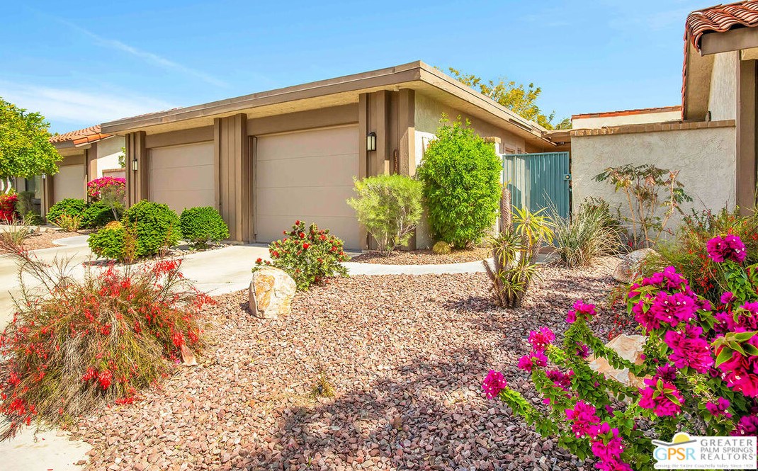 1330 Campeon Cir, Palm Springs, CA 92262-5326