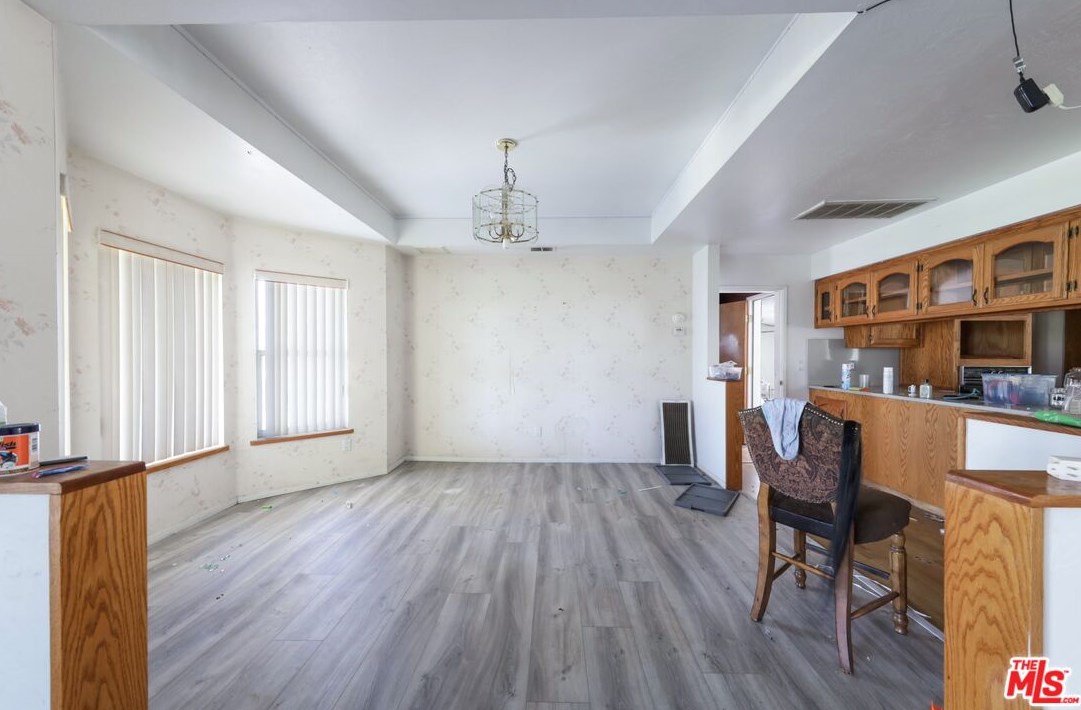 11100 Dee Dee Ct, Bakersfield CA  93312-3204 exterior