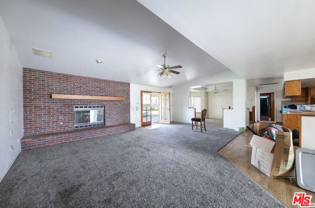 11100 Dee Dee Ct, Bakersfield CA  93312-3204 exterior