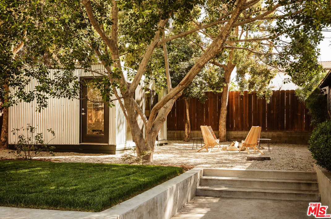5074 Glen Iris Ave, Los Angeles CA  90041-2049 exterior