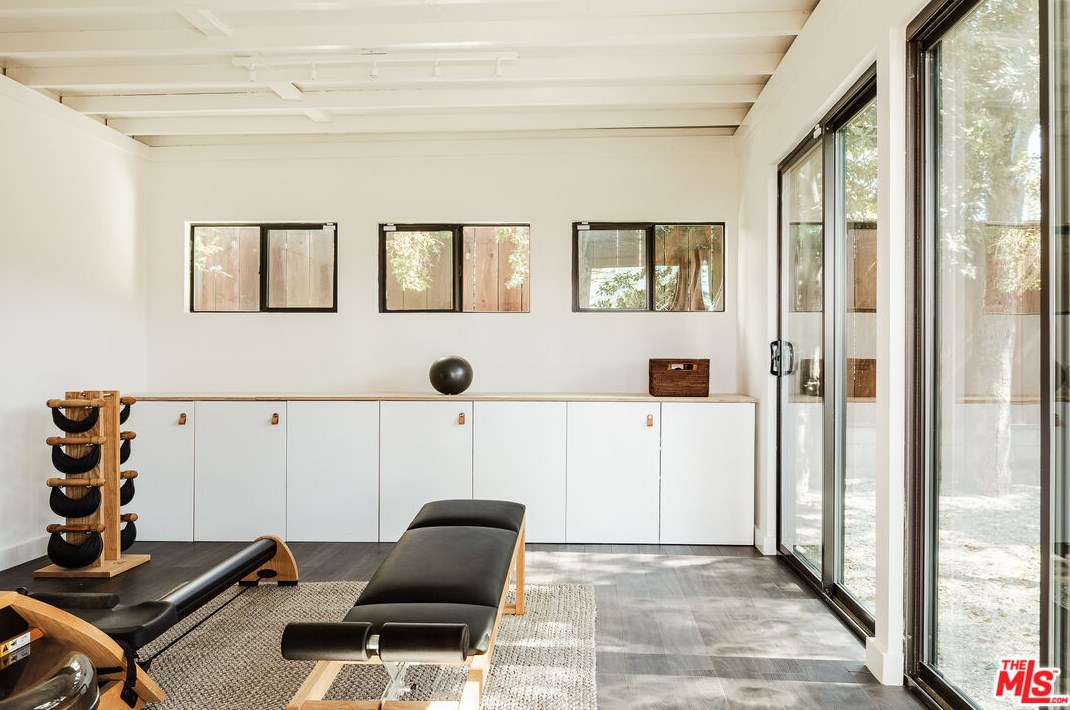 5074 Glen Iris Ave, Los Angeles CA  90041-2049 exterior