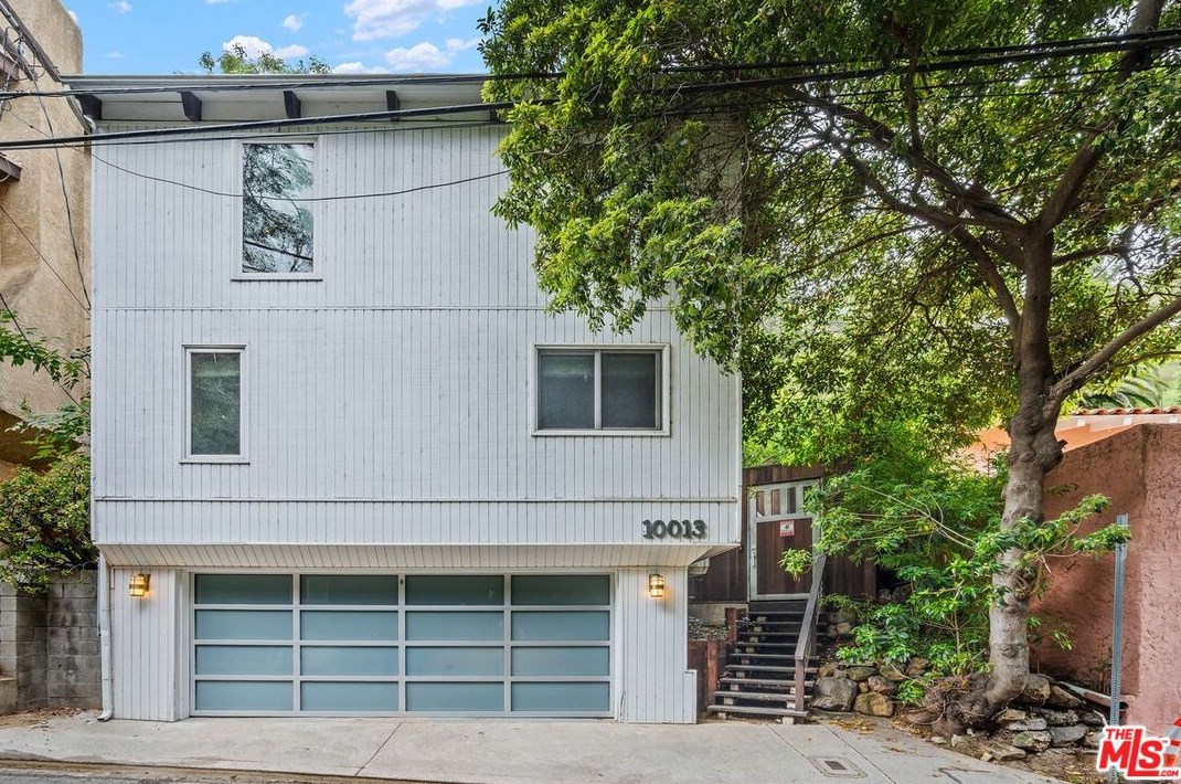 10013 Westwanda Dr, Beverly Hills, CA 90210