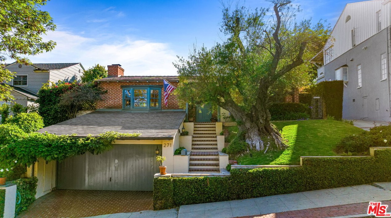271 Bronwood Ave, Los Angeles, CA 90049-3103