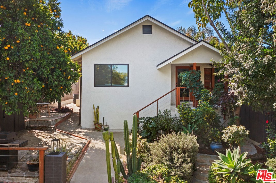 5130 Raphael St, Los Angeles, CA 90042-3235