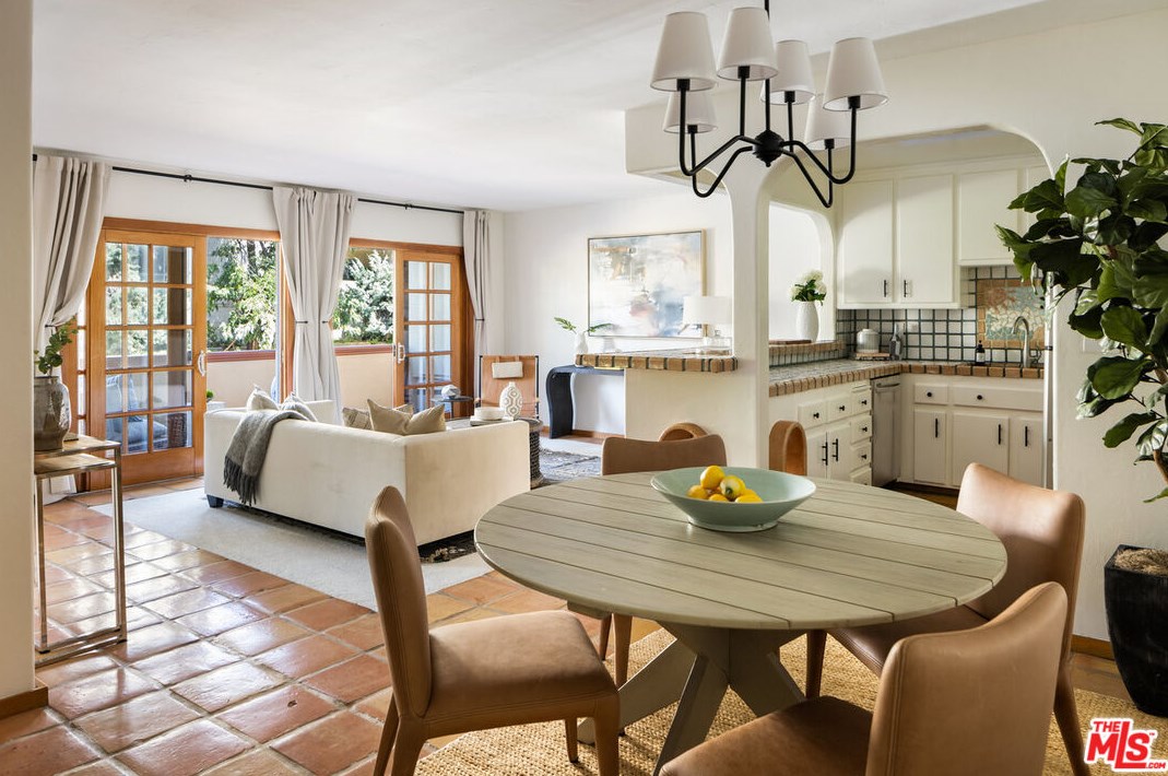 12500 Huston St #102, North Hollywood, CA 91607