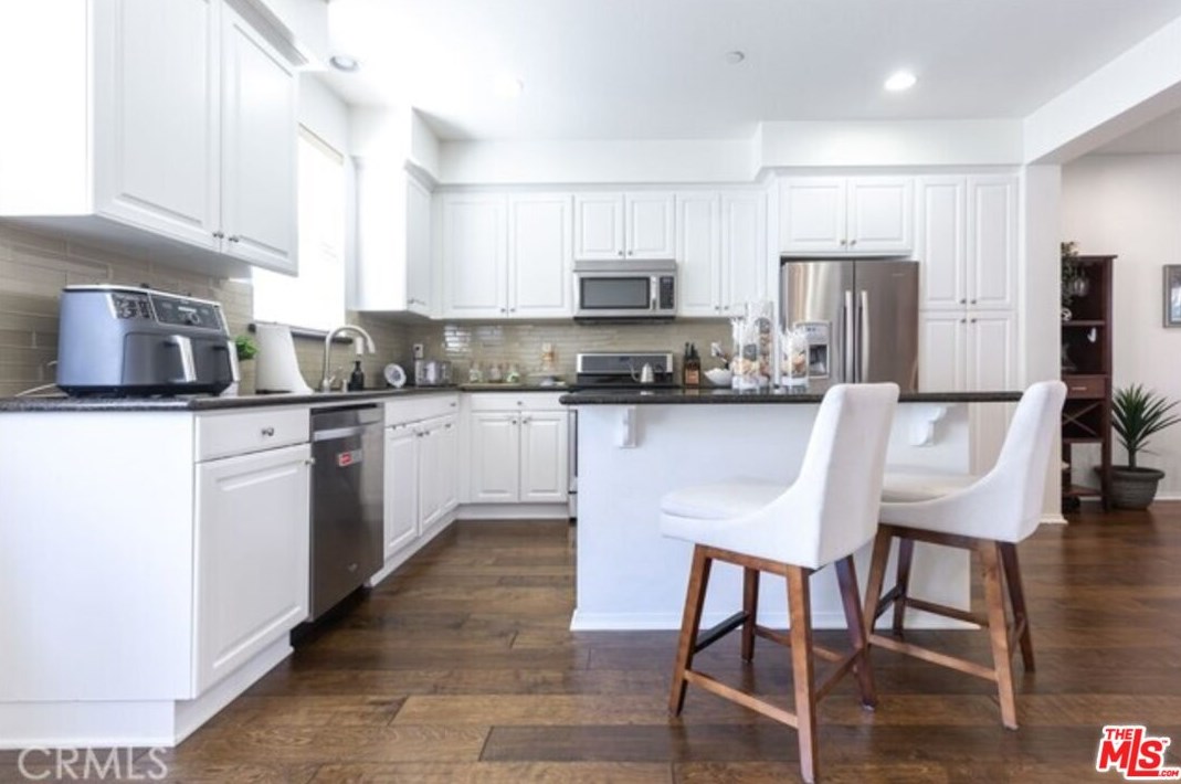 13220 Central Ave #102, Hawthorne, CA 90250