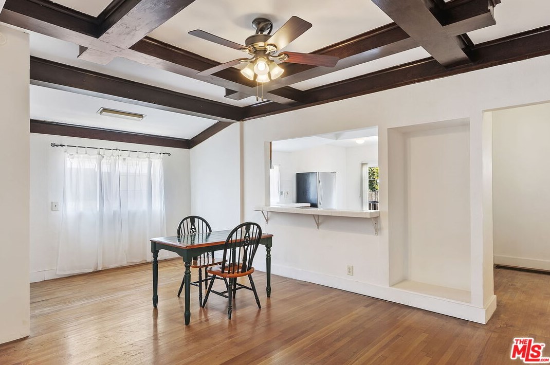 123 Dillon St, Los Angeles CA  90026-4617 exterior