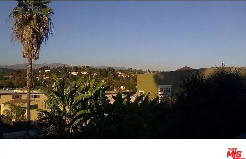 1418 Hazelwood Ave, Los Angeles CA  90041-3315 exterior
