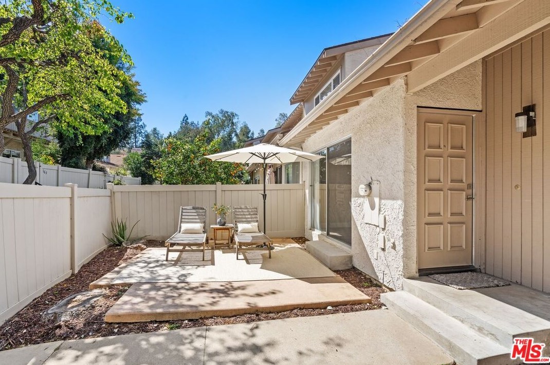 1179 Ramona Dr, Thousand Oaks, CA 91320