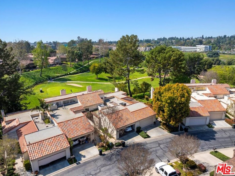 440 Pinehurst Ct, Fullerton CA  92835-2734 exterior