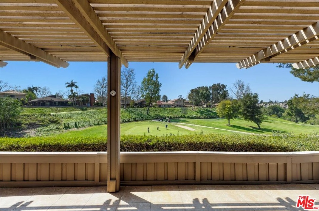 440 Pinehurst Ct, Fullerton CA  92835-2734 exterior